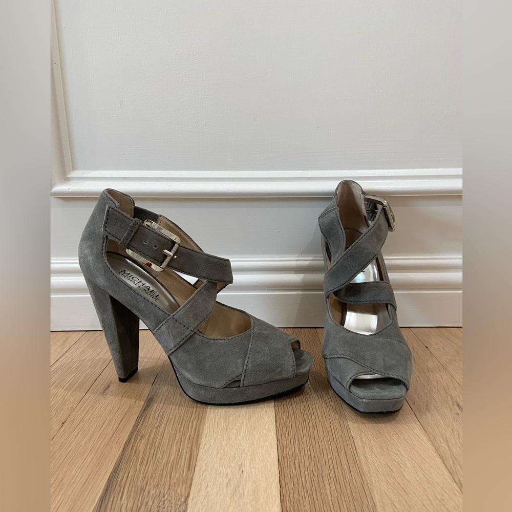 Michael Kors Gray Suede Heels with Buckle